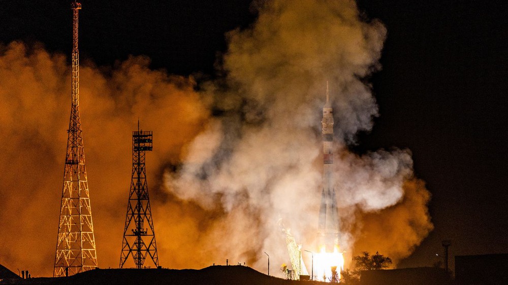Nga, Mỹ bắt tay: Phóng thành công Soyuz MS-24 lên ISS sau gần 1 năm im lìm - Ảnh 1.