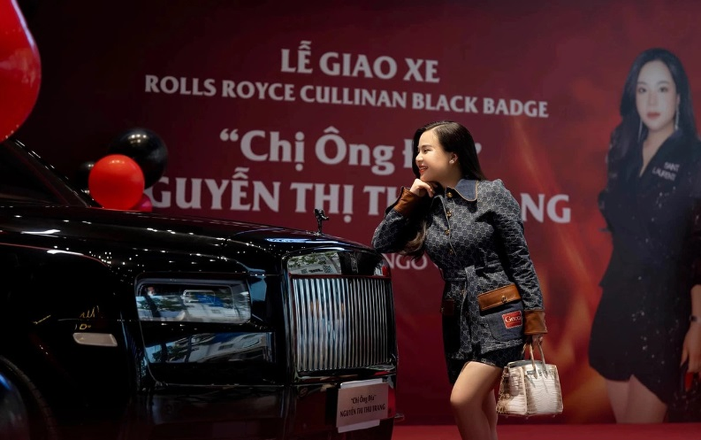 Nữ đại gia hiếm hoi sở hữu Roll Royce 60 tỷ tại Việt Nam: Làm chủ đế chế kinh doanh “không phải dạng vừa”, là tay chơi đồ hiệu “khét tiếng” gần xa - Ảnh 8.