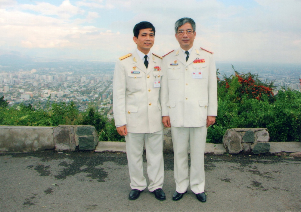 Tướng Nguyễn Chí Vịnh - người đưa hình ảnh bộ đội Cụ Hồ gần hơn với bạn bè quốc tế - Ảnh 6.