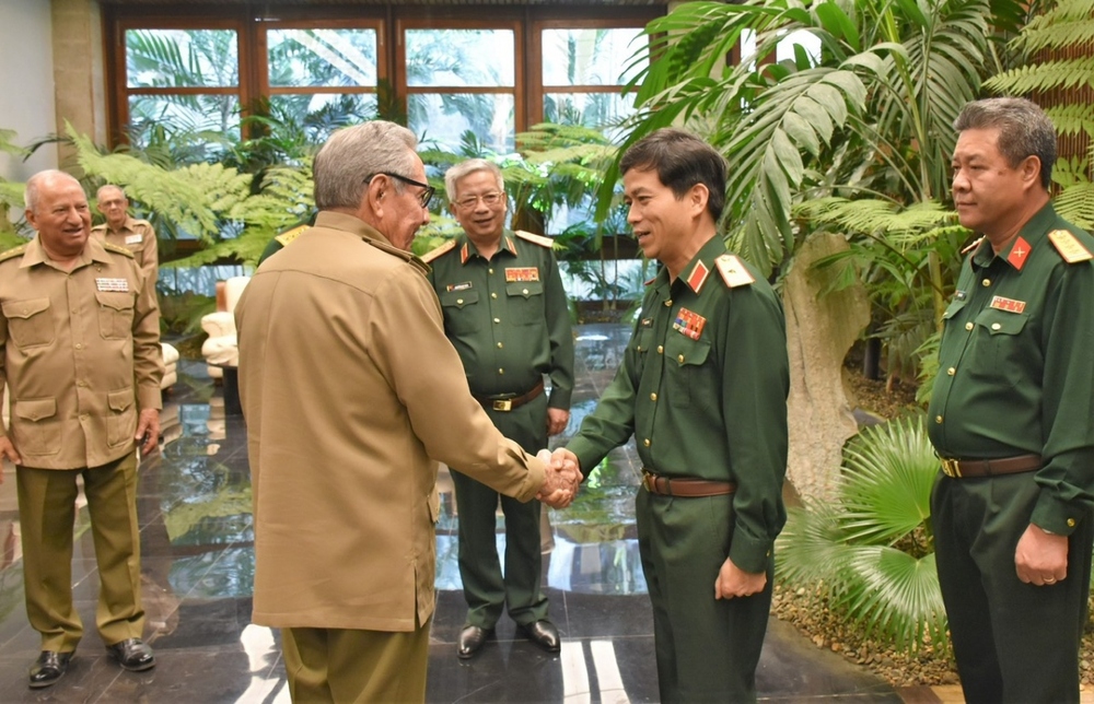 Tướng Nguyễn Chí Vịnh - người đưa hình ảnh bộ đội Cụ Hồ gần hơn với bạn bè quốc tế - Ảnh 5.