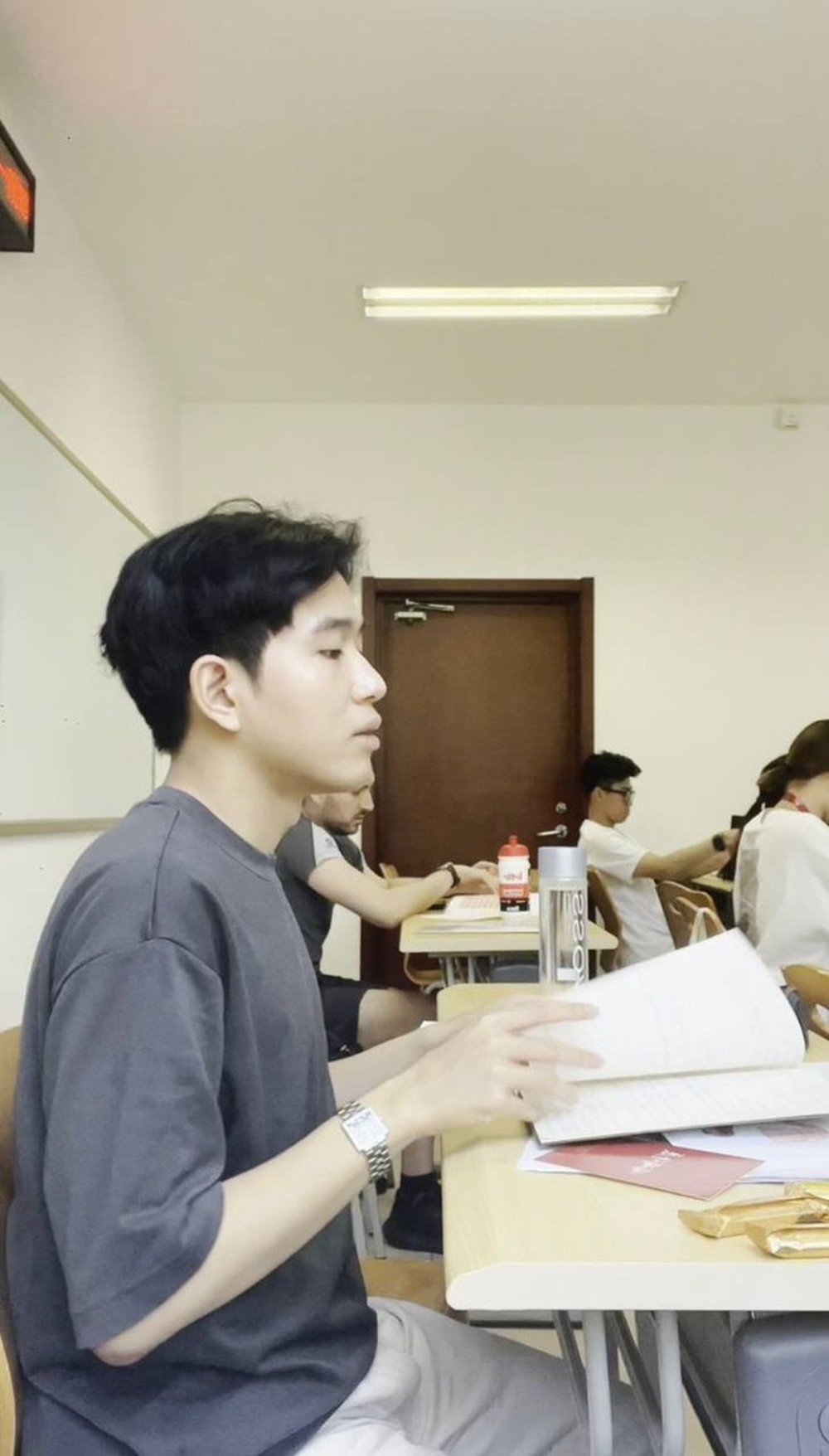 Hot boy 8.0 IELTS bóc giá chuyến “du học hè” 4 tuần tại ĐH Bắc Kinh – ngôi trường số 1 Trung Quốc