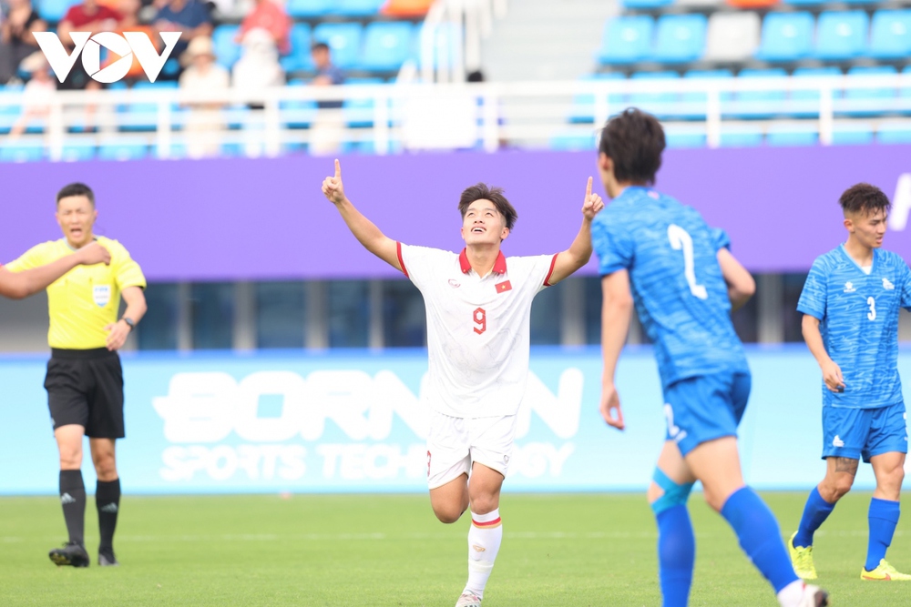 Trực tiếp Olympic Việt Nam 1-0 Olympic Mông Cổ: Quốc Việt mở tỷ số - Ảnh 1.