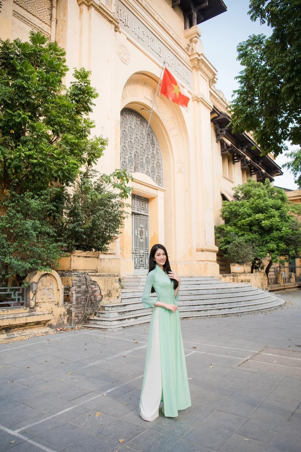Dàn hoa, á hậu mặc áo dài trong kỳ nghỉ lễ Quốc khánh - Ảnh 9. Dàn hoa, á hậu mặc áo dài trong kỳ nghỉ lễ Quốc khánh - Ảnh 9.