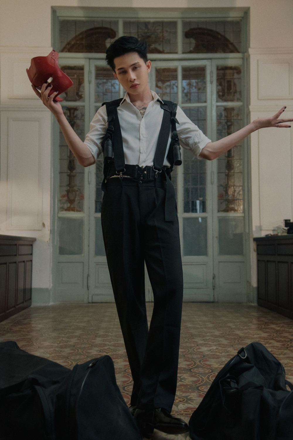 MV mới của Jack: Chẳng c&oacute; g&igrave; ngo&agrave;i 3 gi&acirc;y của Messi - Ảnh 2.