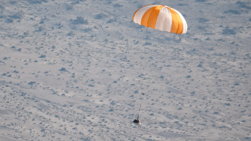 NASA làm nên lịch sử: Lấy thành công 60 gram vật liệu ngoài hành tinh quý giá - Ảnh 3.