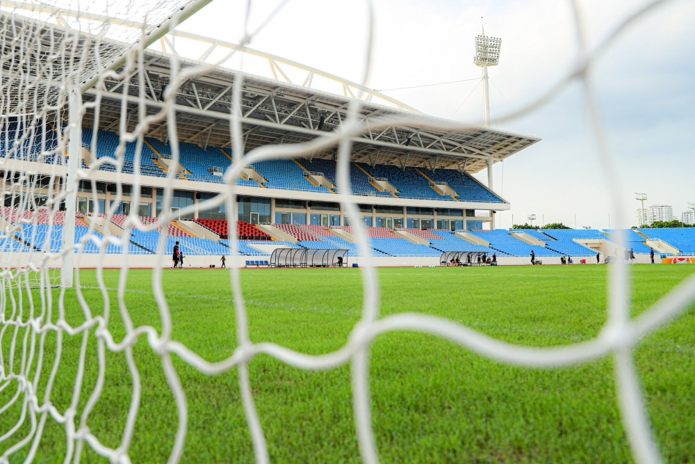 Mặt cỏ sân Mỹ Đình đẹp lung linh trước trận Hà Nội FC - Pohang Steelers - Ảnh 6.