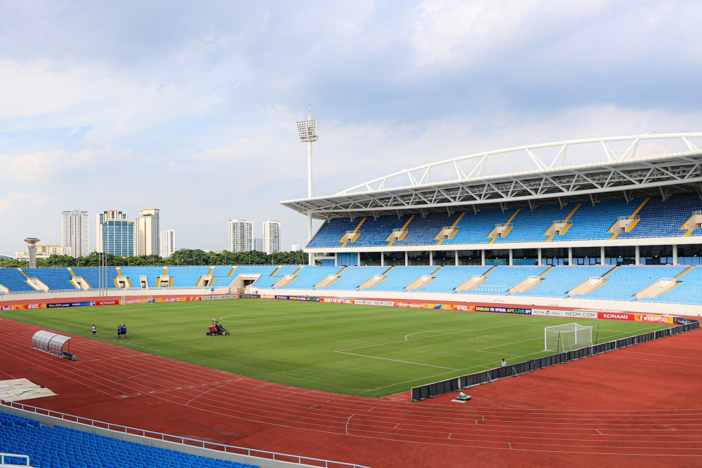 Mặt cỏ sân Mỹ Đình đẹp lung linh trước trận Hà Nội FC - Pohang Steelers - Ảnh 2.