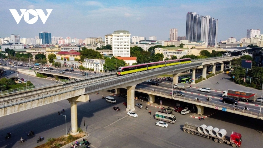 Cận cảnh đường sắt trên cao Nhổn - ga Hà Nội dự kiến khai thác vào cuối năm - Ảnh 3.