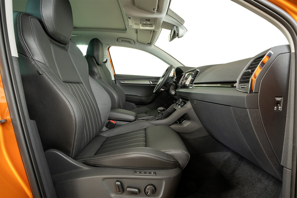 Skoda Karoq - SUV cỡ C dùng chung khung gầm với Volkswagen, chốt giá từ 999 triệu đồng cạnh tranh với Mazda CX-5 - Ảnh 7.
