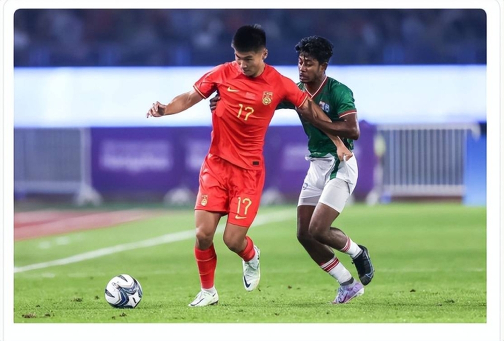U23 Trung Quốc sảy chân dù chỉ gặp đội bét bảng, CĐV ôm mối lo trước thềm vòng knock-out Asiad - Ảnh 1.