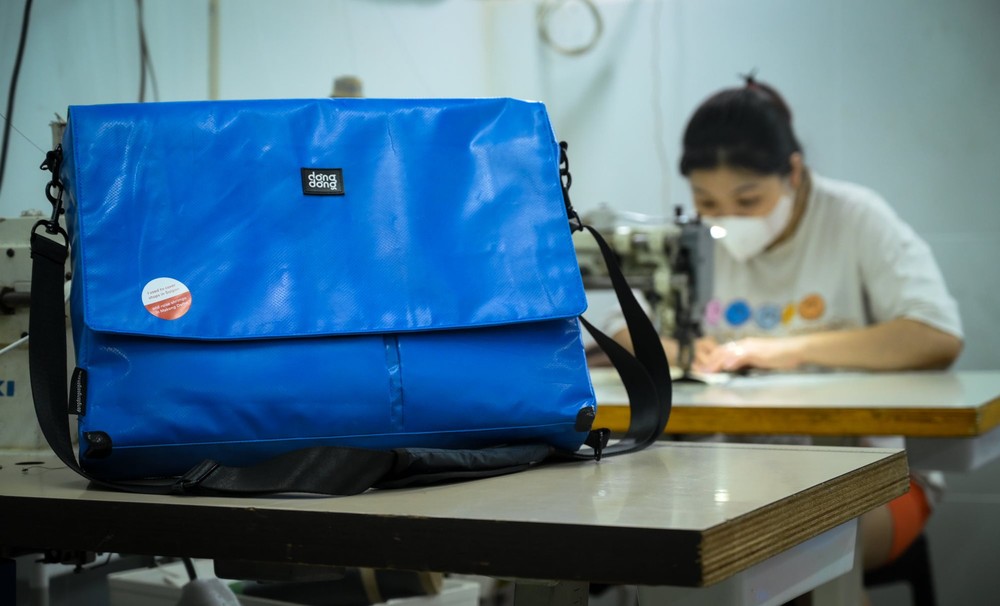 Túi thời trang Made in Vietnam từ chất liệu chẳng ai ngờ: Nhìn độ độc và giá cả, nhiều người sẽ muốn có cho mình một chiếc - Ảnh 8.