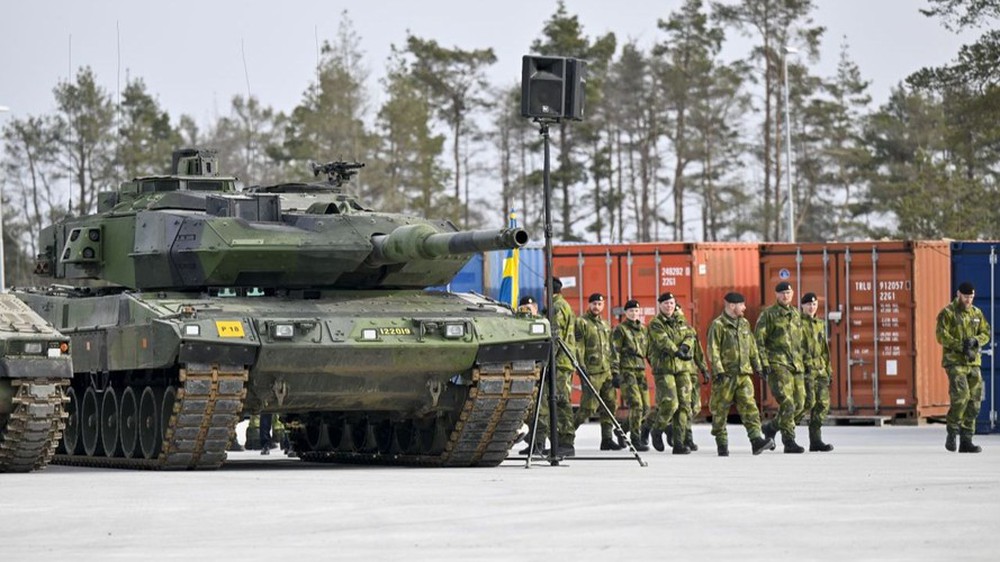 Xe tăng Stridsvagn 122 của Thụy Điển bộc lộ nhược điểm lớn - Ảnh 3.