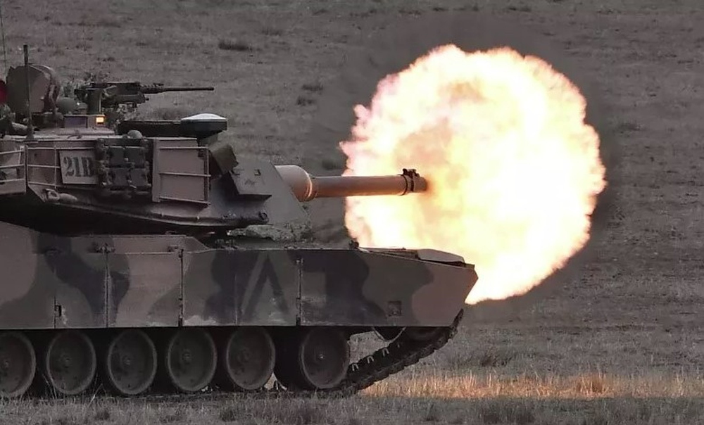 Tướng Ukraine cảnh báo nguy cơ xe tăng Abrams nhanh chóng bị Nga phá hủy - Ảnh 1.