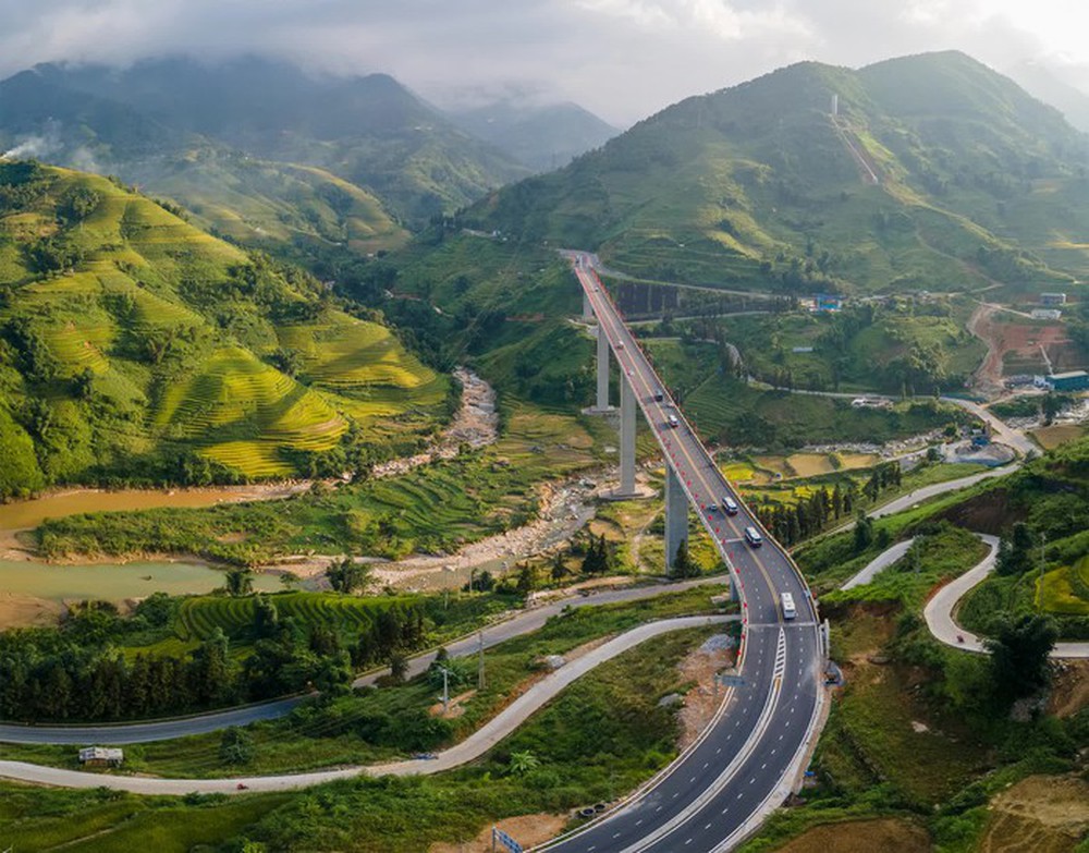 Diện mạo tuyến đường qua cầu cạn cao nhất Việt Nam đi Sa Pa sau khi hoàn thành - Ảnh 2.
