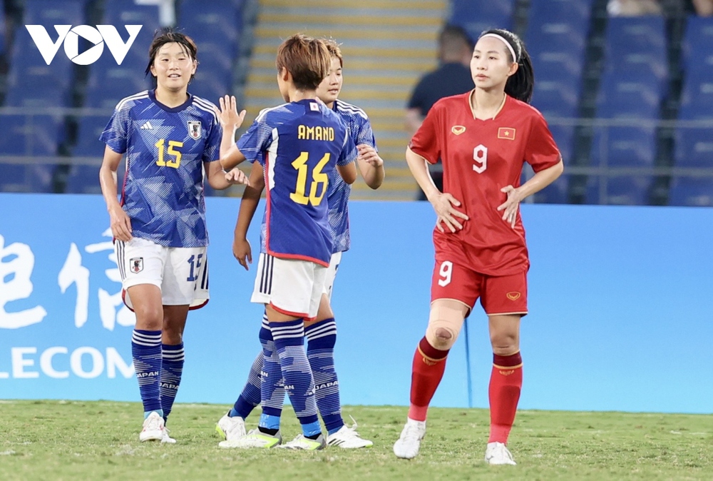 ĐT nữ Việt Nam thua Nhật Bản 0-7, gần như bị loại từ vòng bảng ASIAD 19 - Ảnh 1.