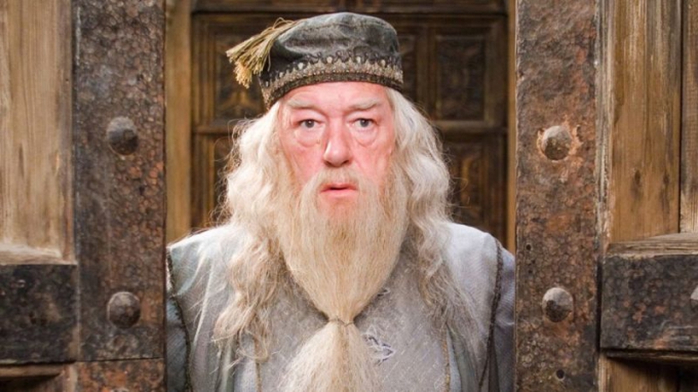 Thầy Dumbledore của Harry Potter qua đời ở tuổi 82 - Ảnh 1.