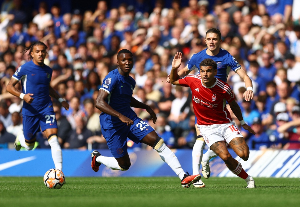 Caicedo mắc sai lầm tai hại, Chelsea thua muối mặt trước Nottingham Forest - Ảnh 2.