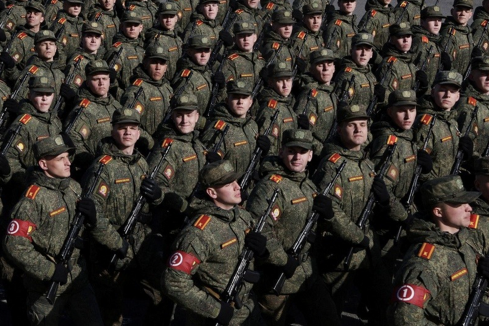 Ông Putin ký sắc lệnh tuyển quân, kêu gọi 130.000 công dân nhập ngũ - Ảnh 1.