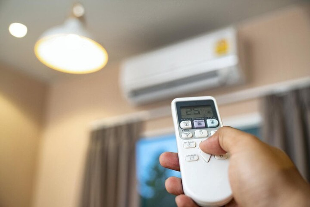 Tắt điều hòa khi phòng đủ lạnh có tiết kiệm điện? - Ảnh 1.