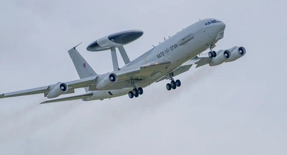 Máy bay AWACS NATO tại Litva nhìn rõ mọi thứ từ Arkhangelsk đến Bryansk - Ảnh 2.