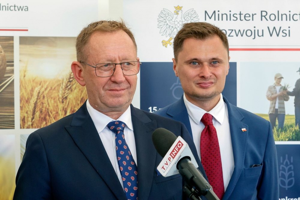 Ngũ cốc Ukraine không được phép vào Ba Lan sau ngày 15/9 - Ảnh 1.