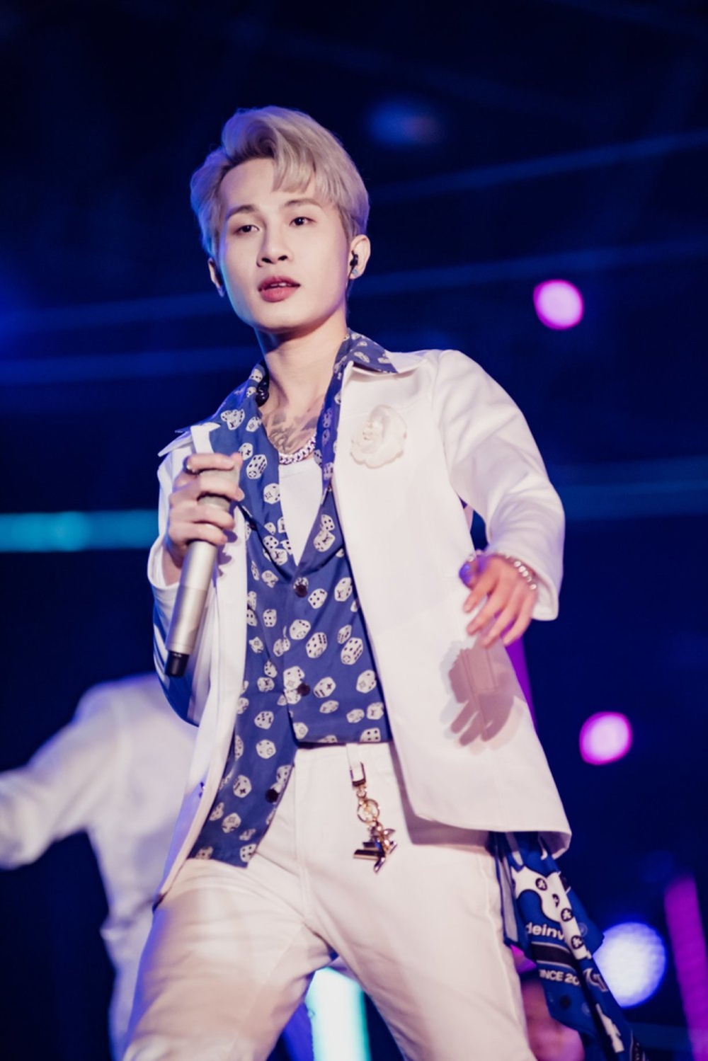 Jack bất ngờ xuất hiện tr&ecirc;n s&oacute;ng Vietnam Idol, bộc bạch sau thời gian vắng b&oacute;ng: M&igrave;nh l&agrave; người t&iacute;ch cực, lu&ocirc;n hướng về ph&iacute;a trước - Ảnh 5.