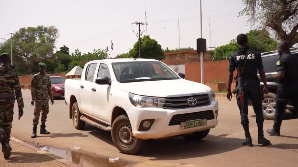 Đảo chính tại Niger: Chính quyền quân sự cam kết không tấn công Đại sứ quán Pháp - Ảnh 1.