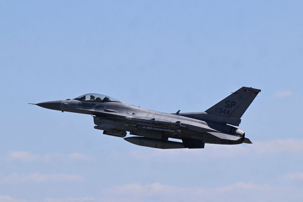 Lý do Bỉ không thể gửi bay chiến đấu F-16 cho Ukraine - Ảnh 1.