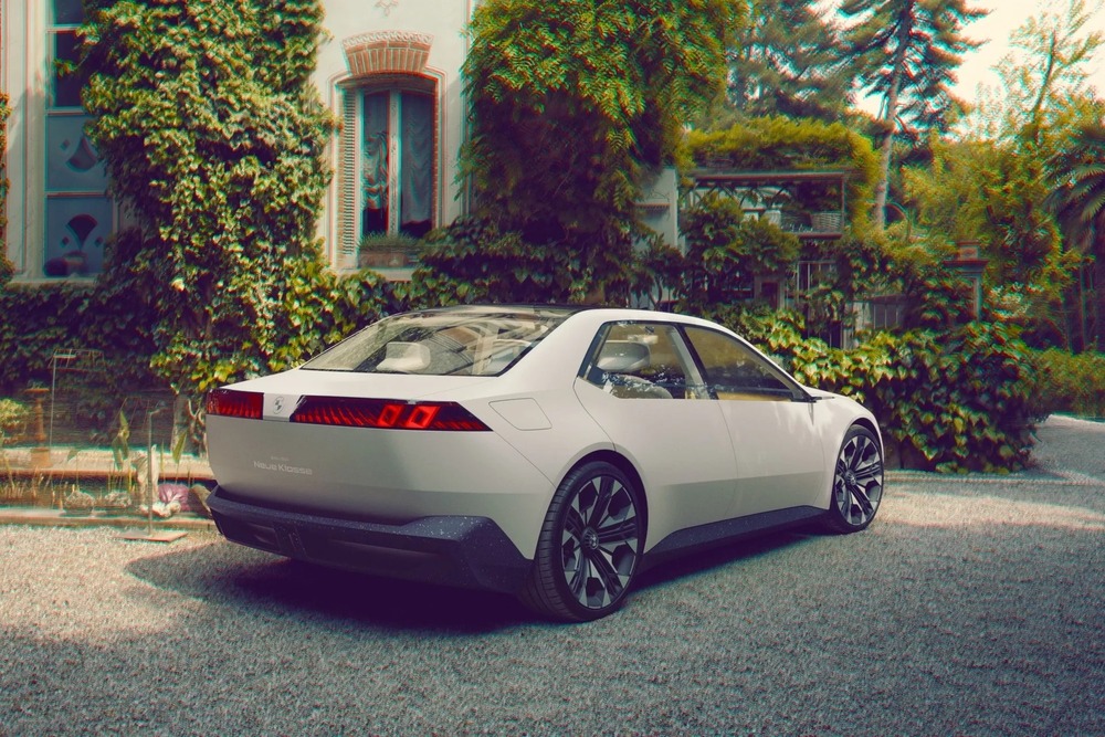 ‘Bản nháp’ BMW 3-Series ra mắt: Thiết kế như xe tương lai, nhìn đâu cũng thấy màn hình - Ảnh 2.