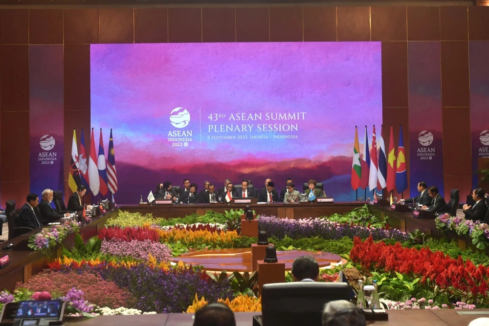 Tuyên bố Chủ tịch ASEAN 2023 hoan nghênh những tiến bộ trong đàm phán COC - Ảnh 1.