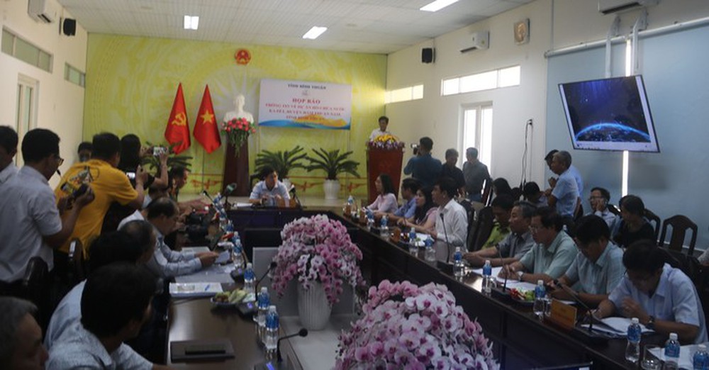 Bình Thuận họp báo trả lời vì sao phải lấy hơn 600 ha rừng làm hồ Ka Pét? - Ảnh 1.