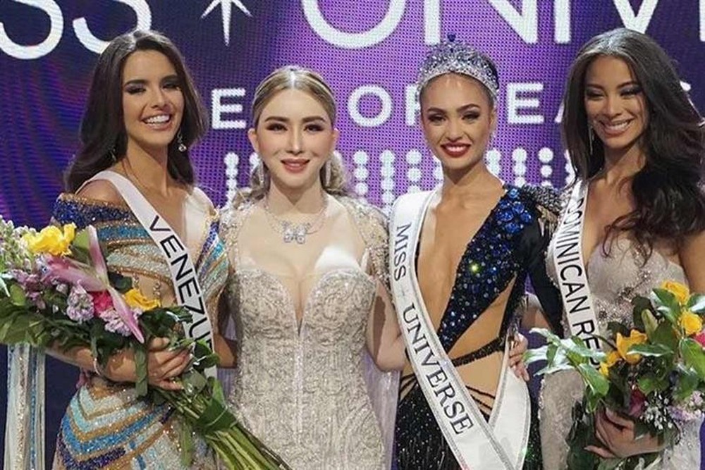 Tỷ phú chuyển giới lên tiếng việc Miss Universe 2023 bị hủy bỏ vì vỡ nợ - Ảnh 2.