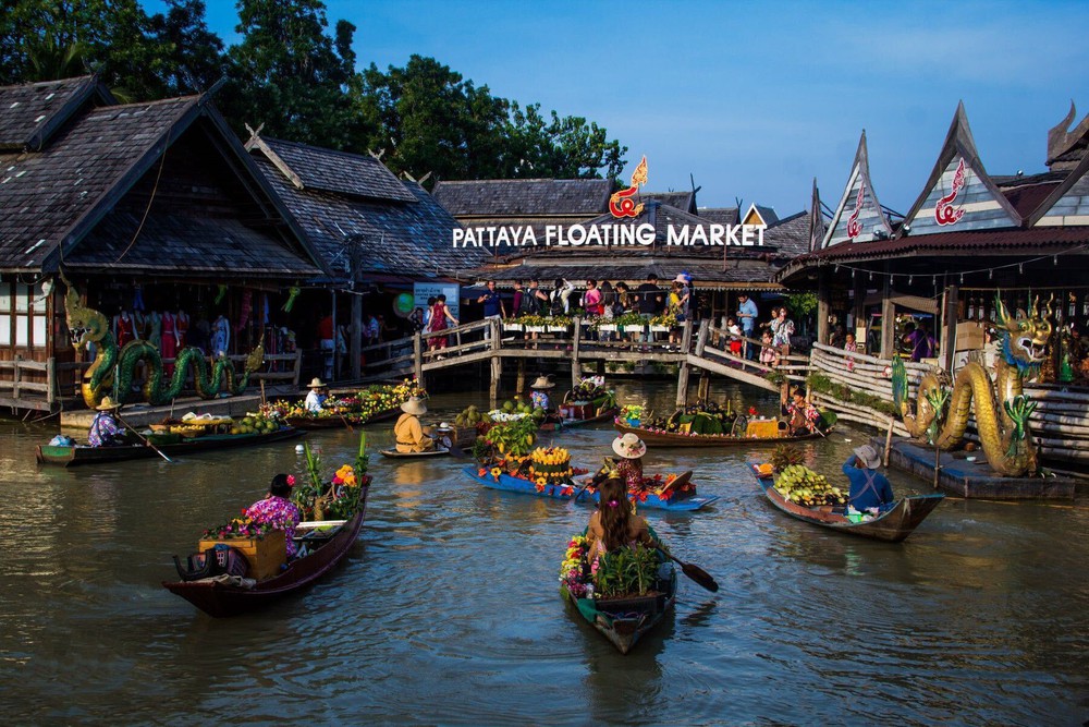 Chùm ảnh chợ nổi Pattaya - địa điểm du lịch nổi tiếng Thái Lan trước khi gặp hỏa hoạn kinh hoàng - Ảnh 3.