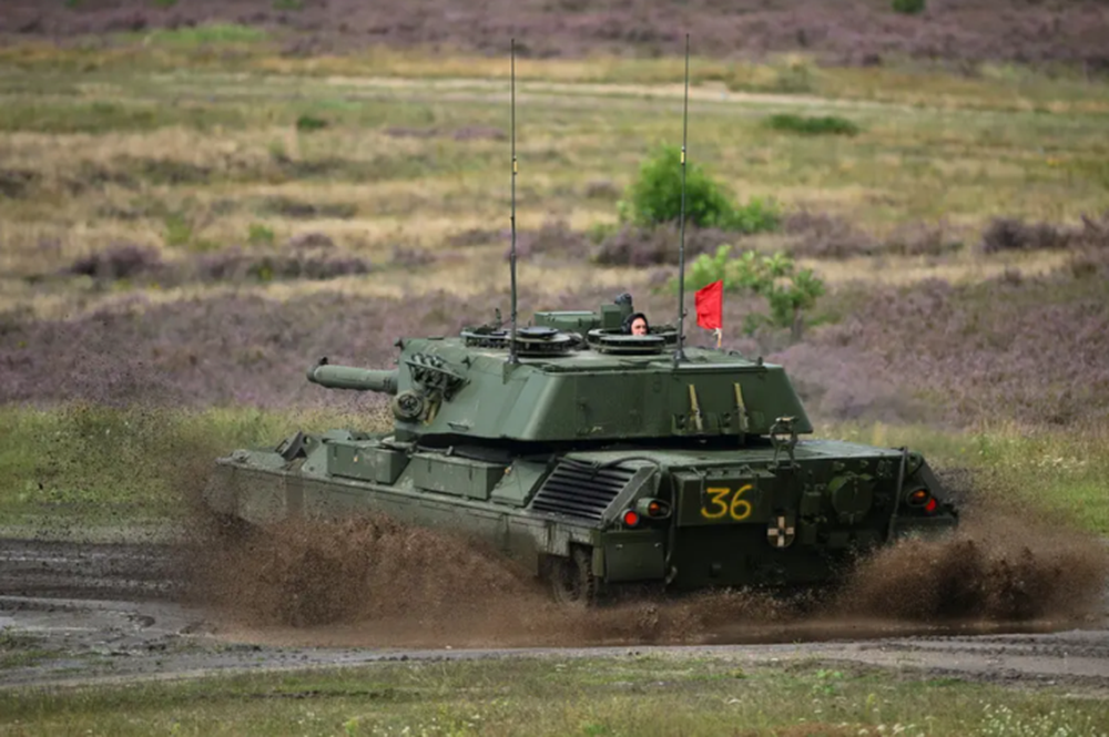 Đan Mạch dùng xe tăng trưng bày ở bảo tàng để huấn luyện binh sỹ Ukraine - Ảnh 1.