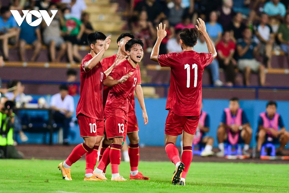 TRỰC TIẾP U23 Việt Nam vs U23 Yemen: Bảng C vòng loại U23 châu Á 2024 - Ảnh 1. TRỰC TIẾP U23 Việt Nam vs U23 Yemen: Bảng C vòng loại U23 châu Á 2024 - Ảnh 1.