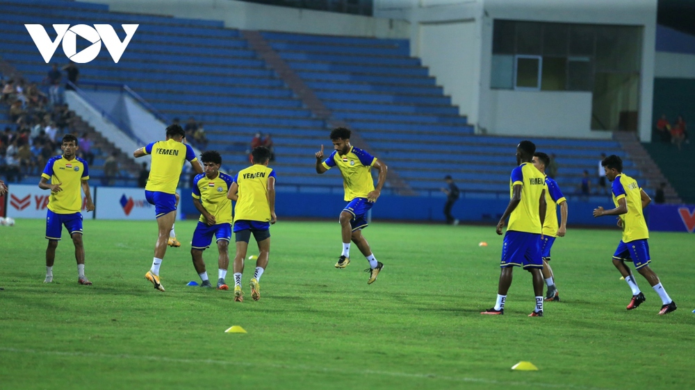 TRỰC TIẾP U23 Việt Nam 0-0 U23 Yemen: Trận đấu bắt đầu - Ảnh 3. TRỰC TIẾP U23 Việt Nam 0-0 U23 Yemen: Trận đấu bắt đầu - Ảnh 3.