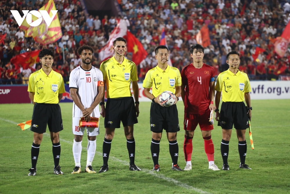 TRỰC TIẾP U23 Việt Nam 0-0 U23 Yemen: Trận đấu bắt đầu - Ảnh 2. TRỰC TIẾP U23 Việt Nam 0-0 U23 Yemen: Trận đấu bắt đầu - Ảnh 2.