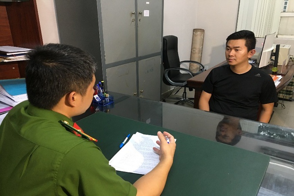 Bắt gữ kẻ chủ mưu vụ công ty bị Thiếu tướng Nguyễn Sỹ Quang đưa vào tầm ngắm - Ảnh 1. Bắt gữ kẻ chủ mưu vụ công ty bị Thiếu tướng Nguyễn Sỹ Quang đưa vào tầm ngắm - Ảnh 1.