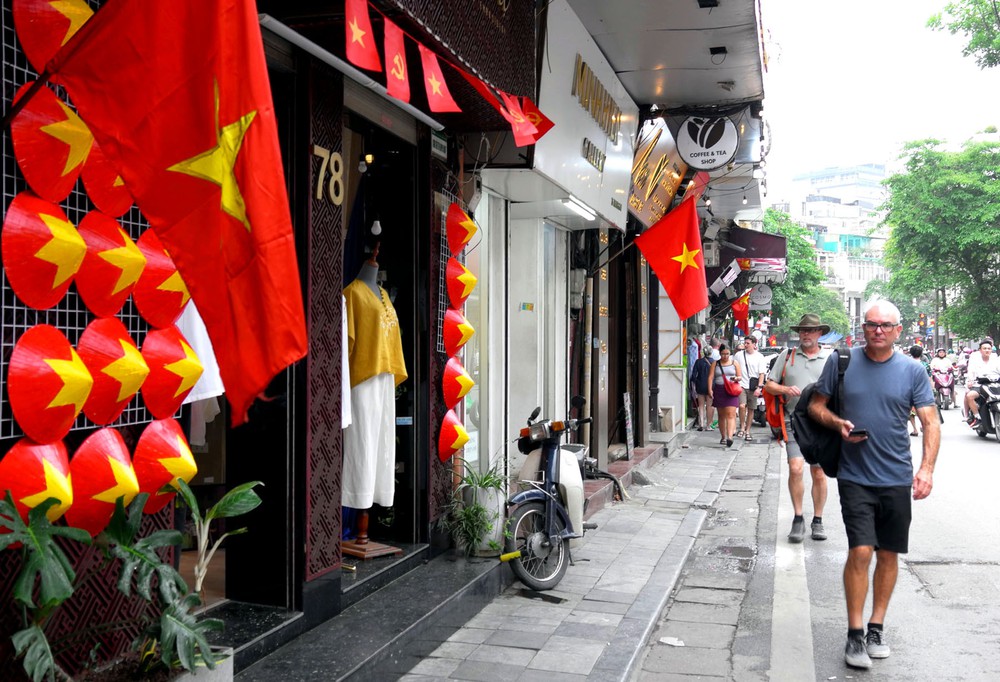 Hà Nội đạt GRDP 10,02%: Từ quyết tâm đến năng lực tăng trưởng - Ảnh 25.