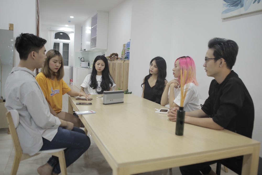 Ca nương Kiều Anh tiếp sức cho đội Khắc Hưng - Ảnh 1.