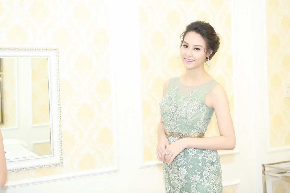 Hoa hậu Biển Thùy Trang ngày càng xinh đẹp, kiêu sa - Ảnh 6.