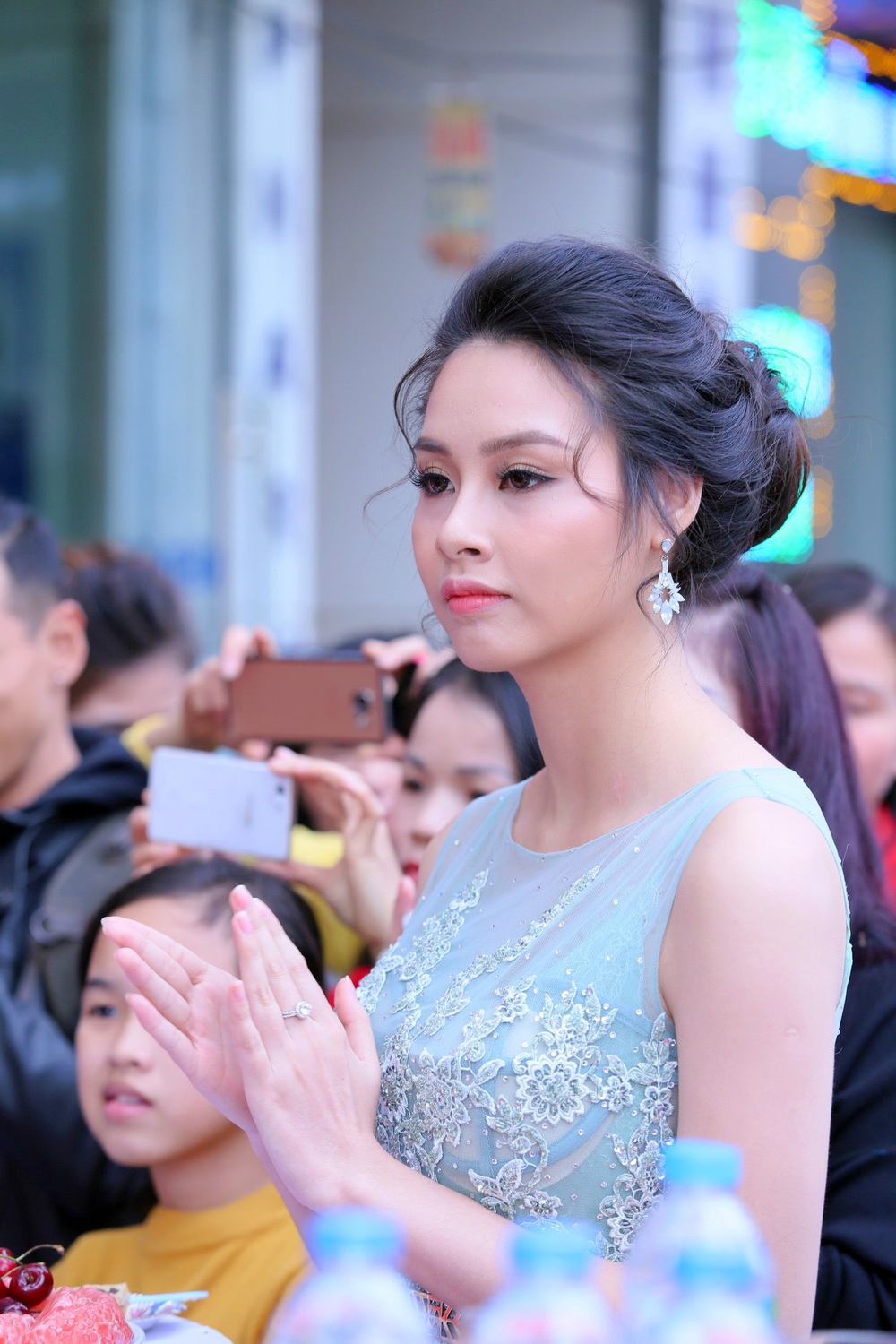 Hoa hậu Biển Thùy Trang ngày càng xinh đẹp, kiêu sa - Ảnh 4.