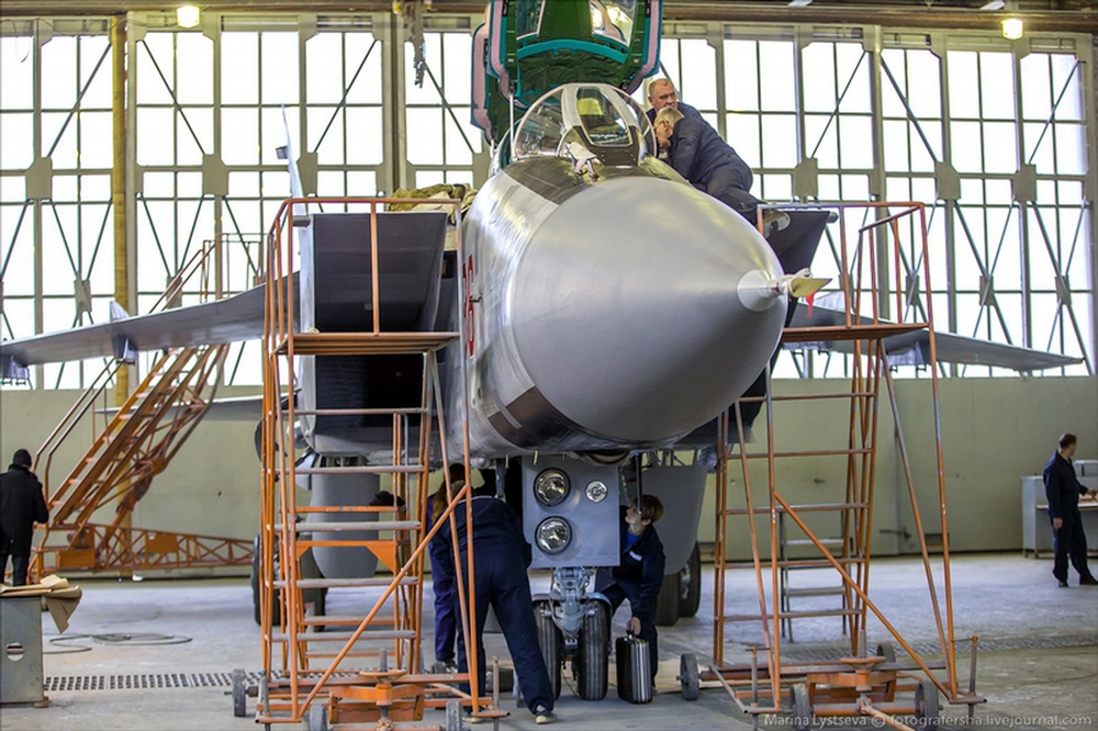 Gấp rút gọi tái ngũ cả trăm tiêm kích MiG-31, Nga khiến NATO khiếp vía - Ảnh 8.