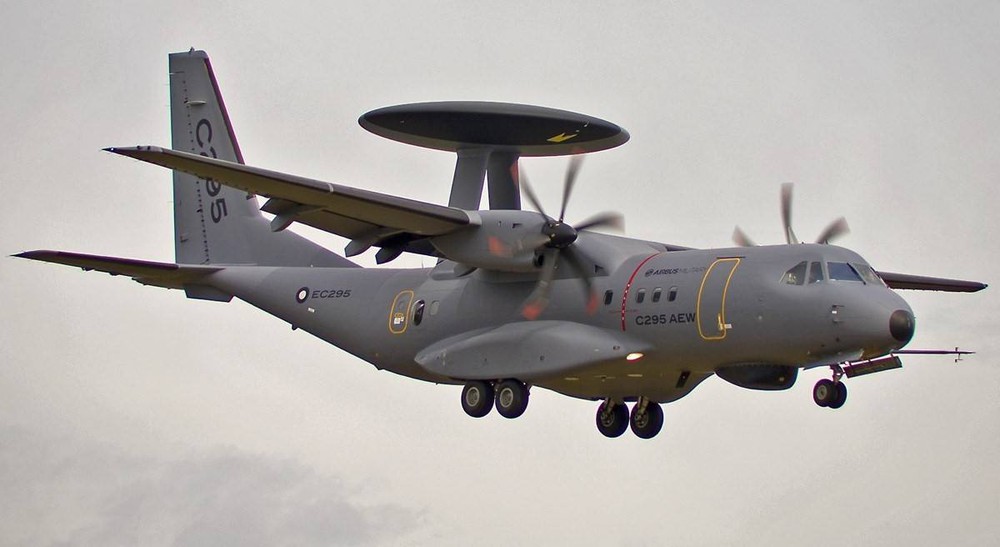 Nếu Việt Nam mua C-295 AEW, đây sẽ là thay đổi lớn nhất trong cấu hình? - Ảnh 1.