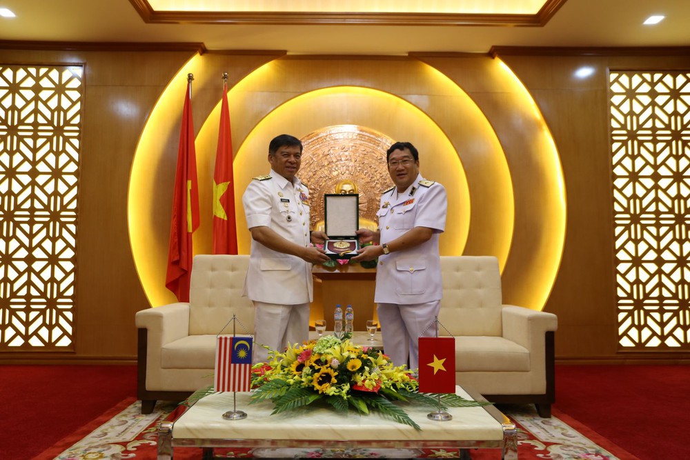 Đô đốc Malaysia: Chúc mừng sự lớn mạnh của Hải quân Việt Nam - Ảnh 2.