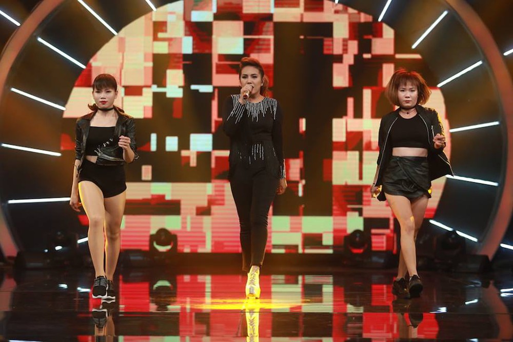 Vietnam Idol: MC Phan Anh trố mắt trước hành động lạ của Thu Minh - Ảnh 5.