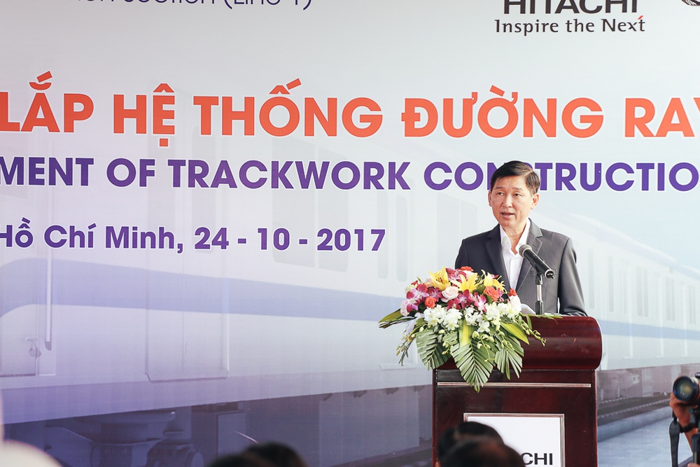 Tuyến Metro trị giá 2,49 tỷ USD Bến Thành - Suối Tiên chính thức lắp đường ray - Ảnh 1.