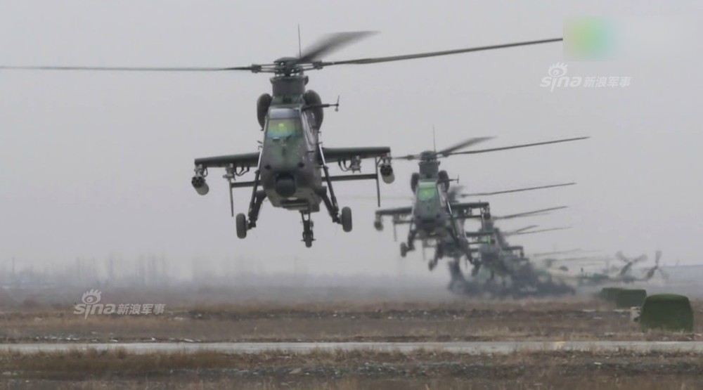 Trung Quốc rầm rộ phô trương sức mạnh phi đội trực thăng sau tai nạn của WZ-10 - Ảnh 2.