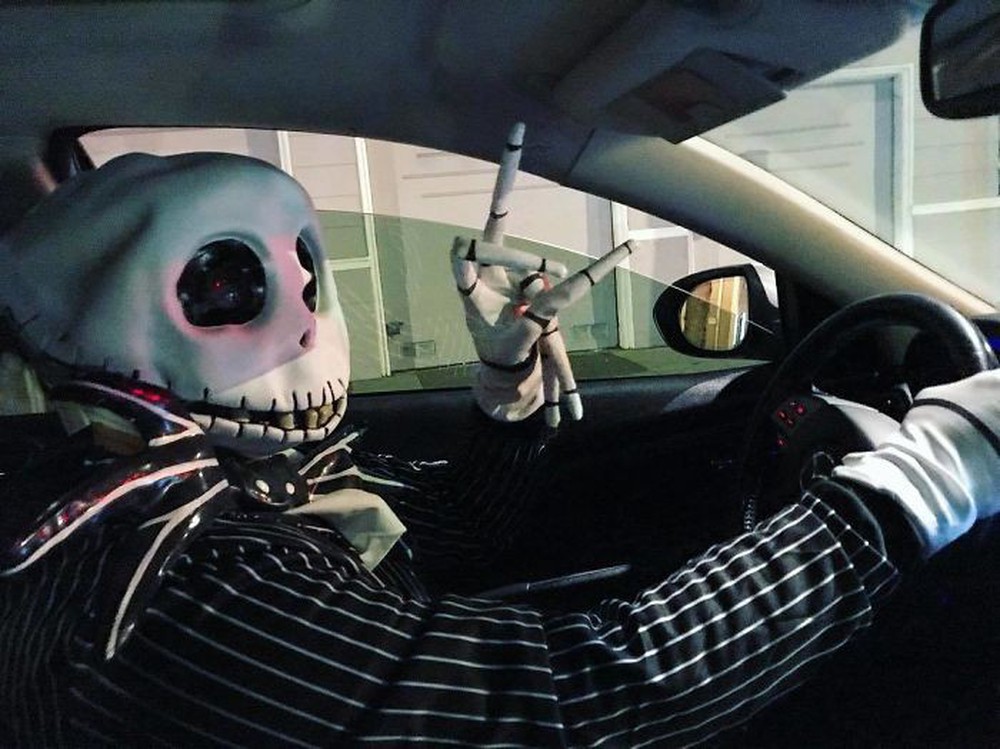 Hành khách trên khắp thế giới thi nhau chia sẻ những chuyến đi taxi nhớ đời - Ảnh 7.