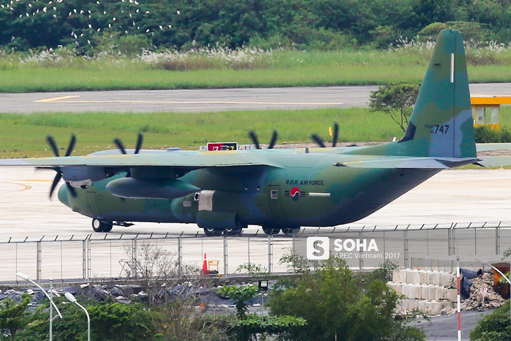 [ẢNH] Nhìn lại dàn máy bay, chuyên cơ khủng đổ về Đà Nẵng trong Tuần lễ Cấp cao APEC - Ảnh 14.